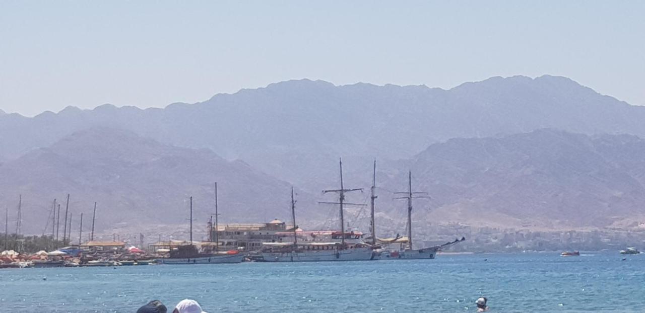 דירת נופש אילת -אלמוג Almog Suite In Eilat Close To Red Sea - דירת נופש אלמוג מרחק נגיעה מהים Dış mekan fotoğraf