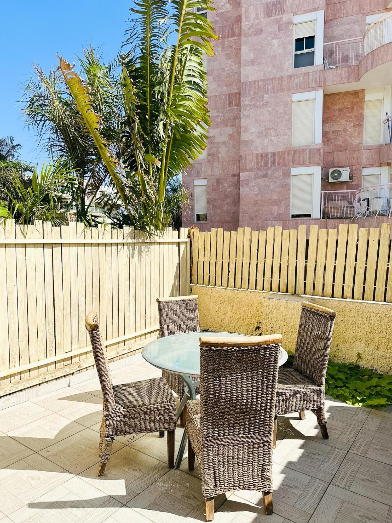 דירת נופש אילת -אלמוג Almog Suite In Eilat Close To Red Sea - דירת נופש אלמוג מרחק נגיעה מהים Dış mekan fotoğraf